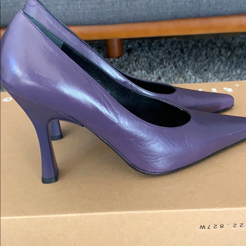 Via Spiga Glitz Amythy size 6.5. Made in Italy